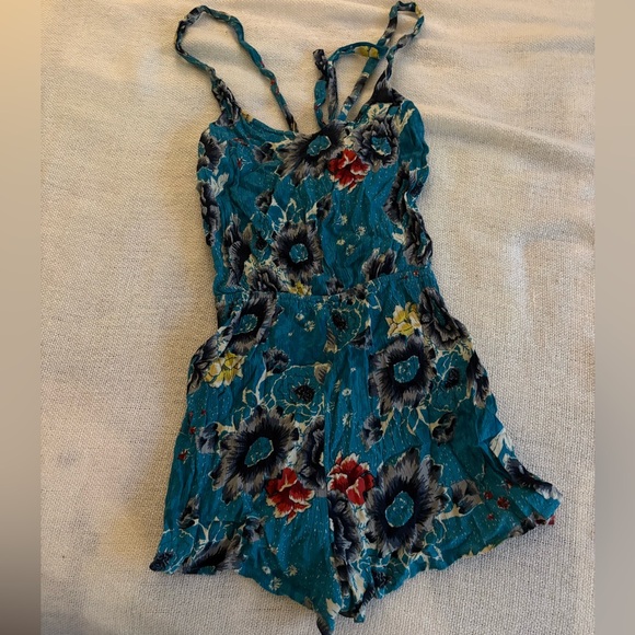 Billabong Romper - Picture 1 of 2